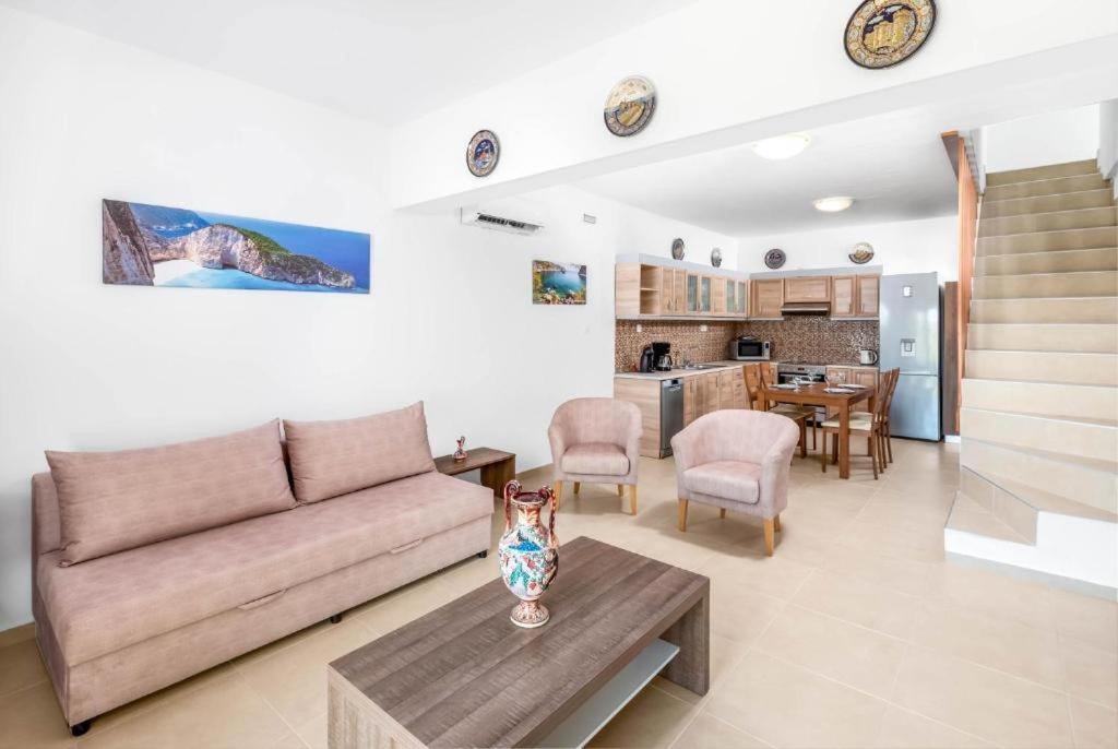 โคลิมเบีย ดรีม Apartment Rhodes City ภายนอก รูปภาพ